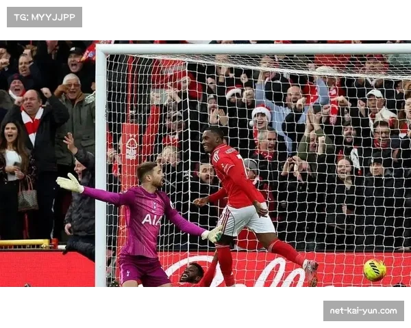 诺丁汉森林客场3比0完胜热刺 保级大战中占据主动 诺丁汉森林客场3比0完胜热刺 保级大战中占据主动